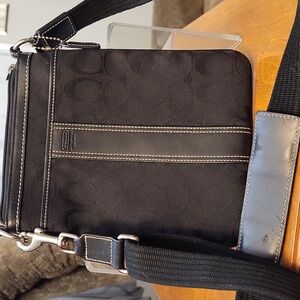 Coach Black Signature C Jacquard & Leather Crossbody Swingpack Bag